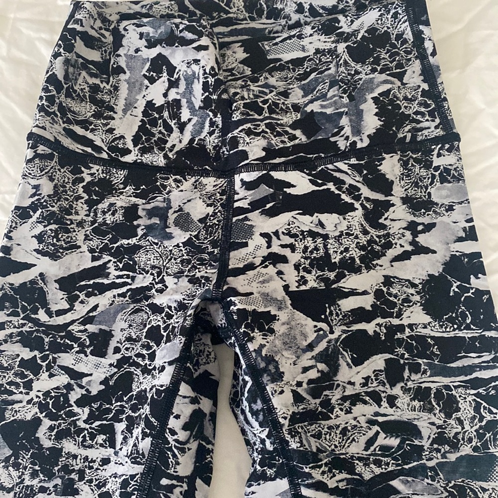 Lululemon Printed 7/8 Tights